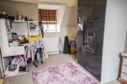 Boulton Lane, Dursley
