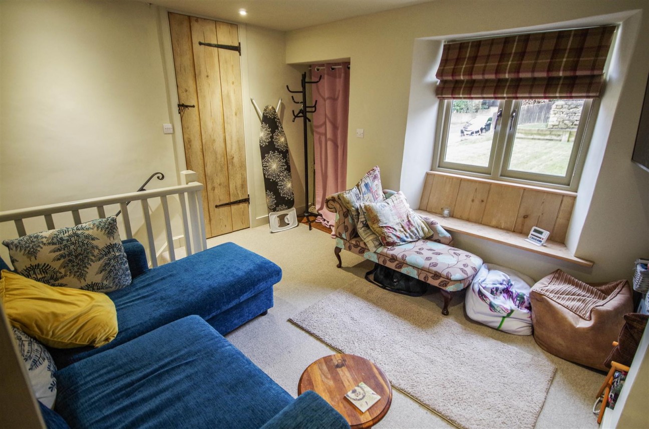 Boulton Lane, Dursley