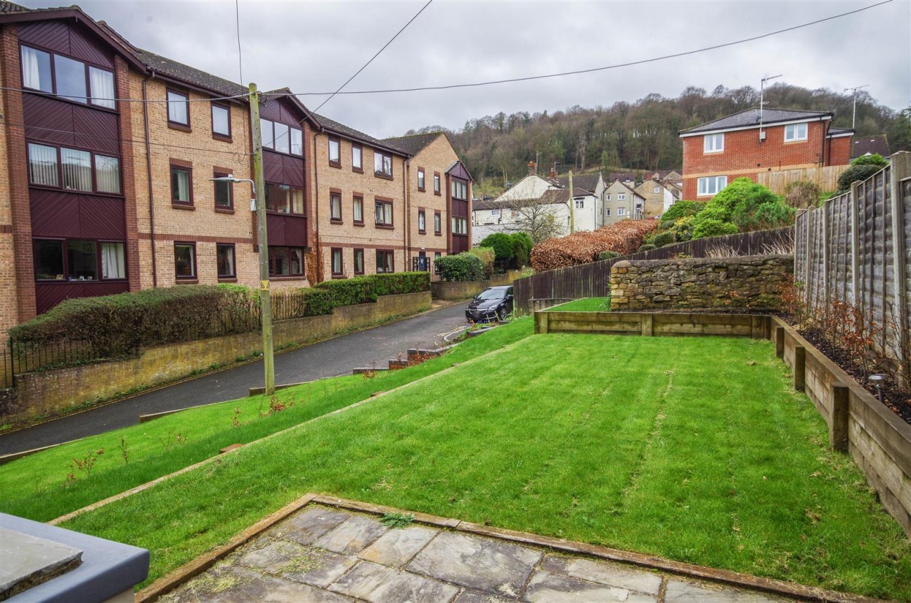 Boulton Lane, Dursley