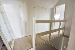 Tilnor Crescent, Norman Hill, Cam