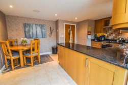 Woodend Lane, Cam, Dursley