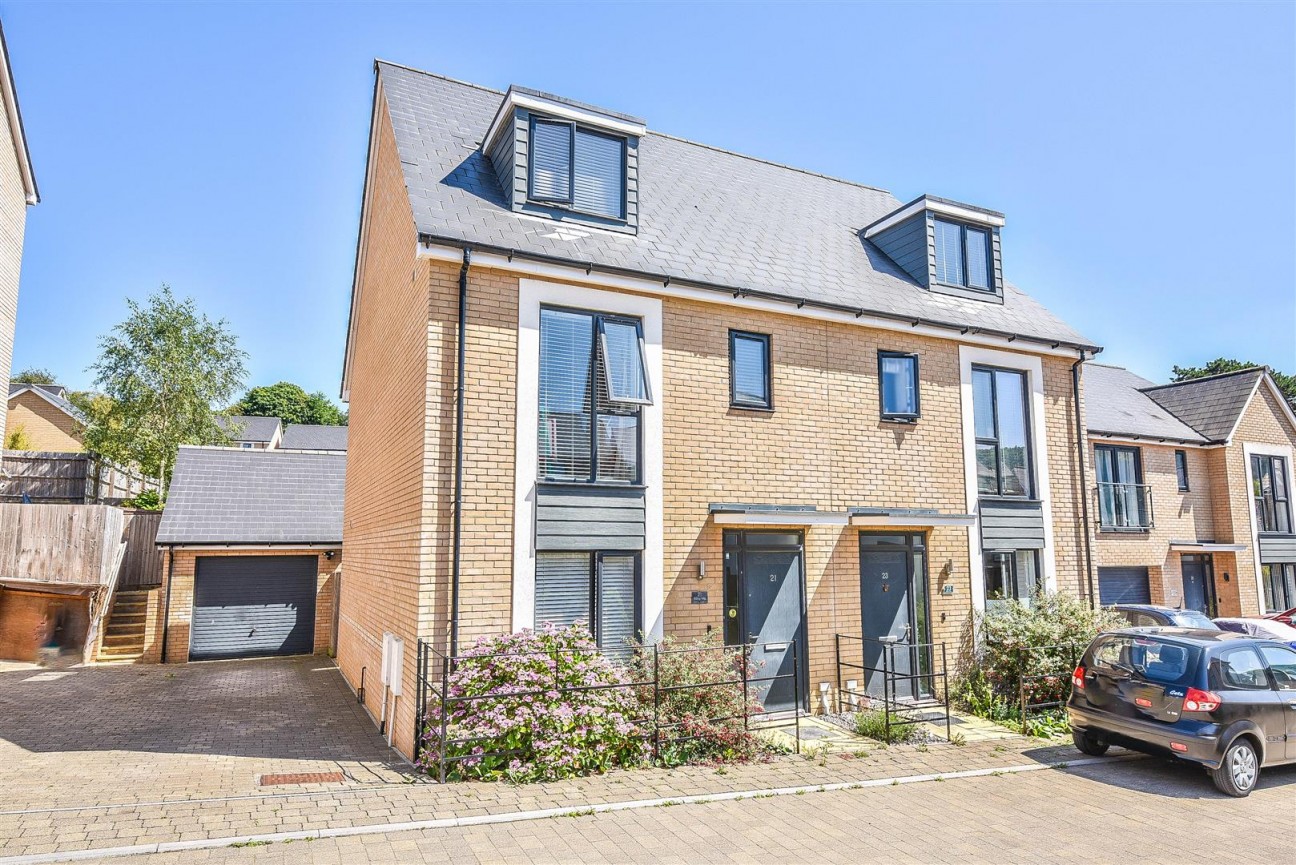 Bailey Way, Dursley