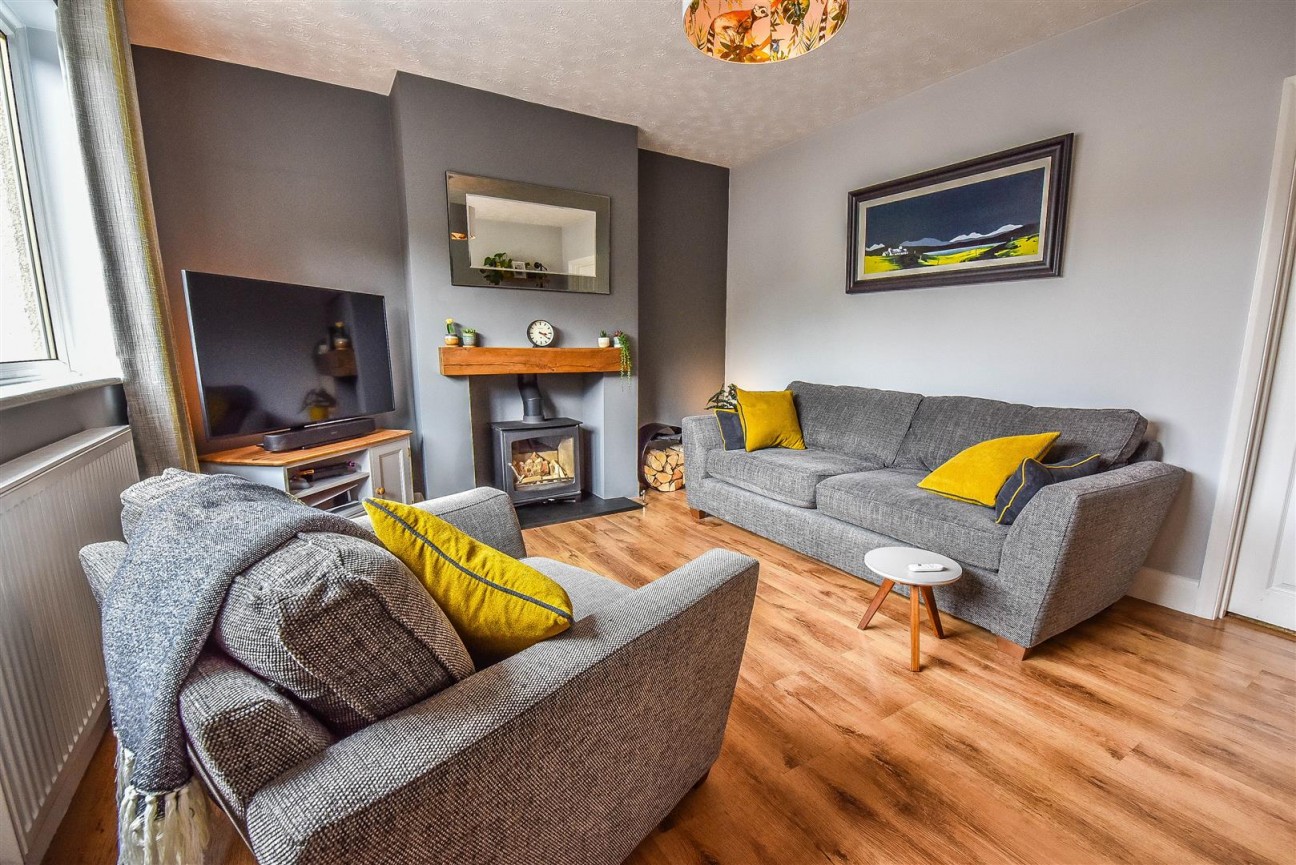 Rosebery Road, Dursley