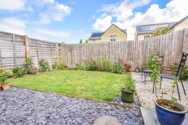 Goldfinch Edge, Cam, Dursley