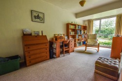 Rednock Drive, Dursley