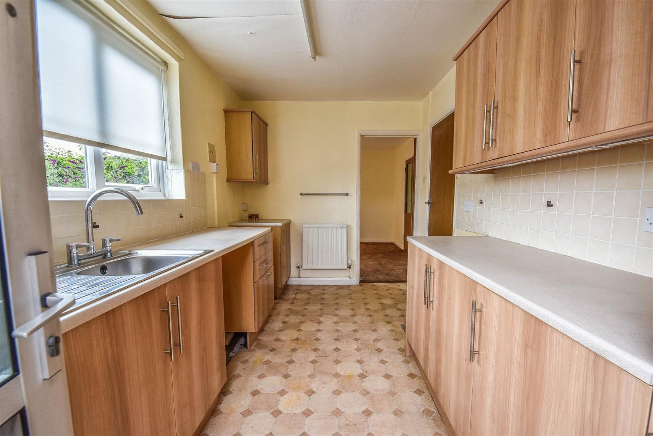 Dryleaze, Wotton-Under-Edge