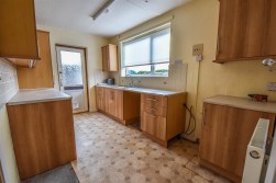 Dryleaze, Wotton-Under-Edge