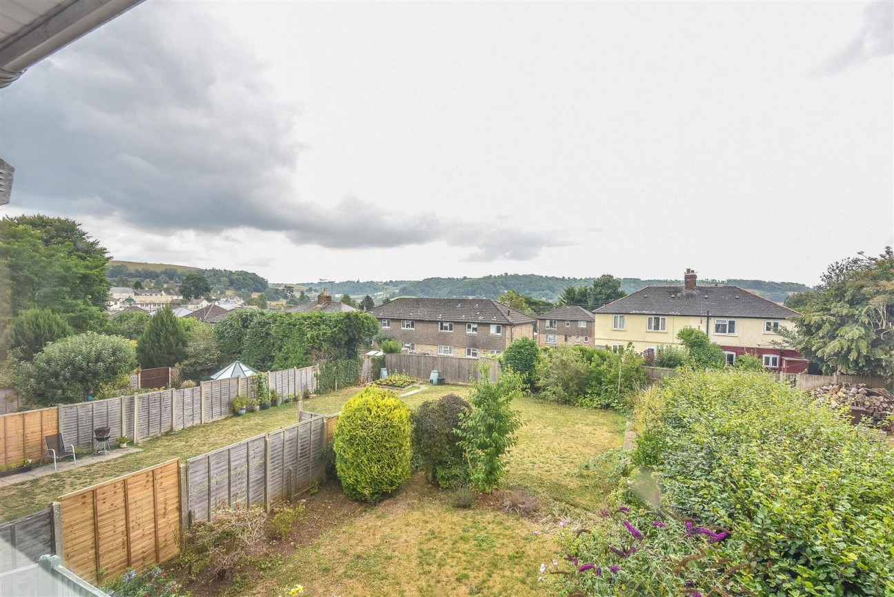 Dryleaze, Wotton-Under-Edge