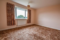 Dryleaze, Wotton-Under-Edge
