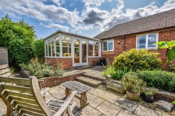 Fairmead, Cam