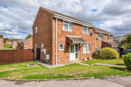 Leaside Close, Cam, Dursley