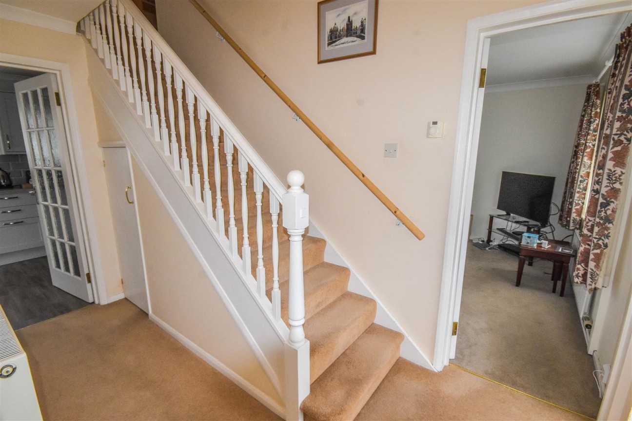 Leaside Close, Cam, Dursley