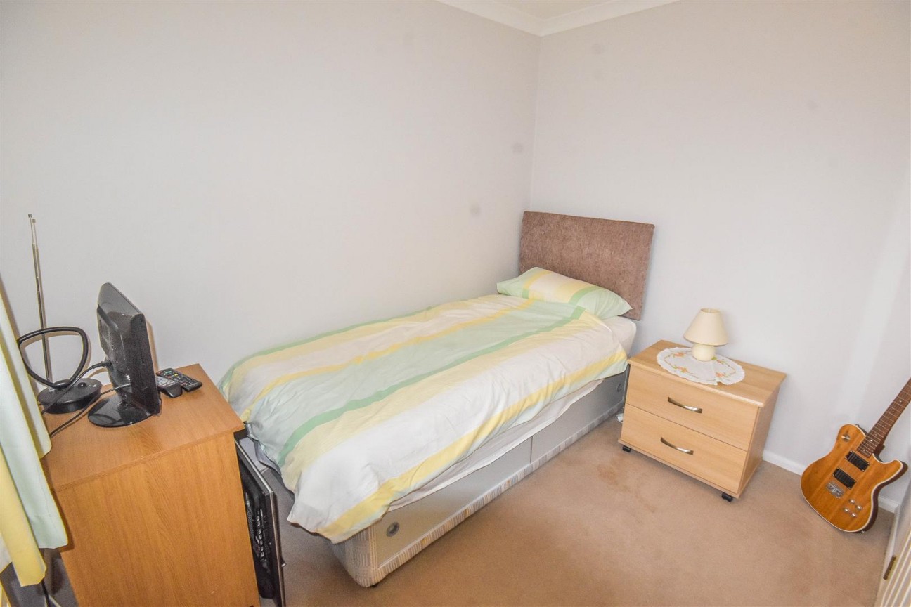 Leaside Close, Cam, Dursley