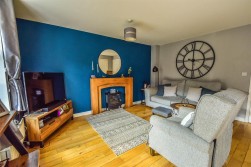 Harrolds Close, Dursley