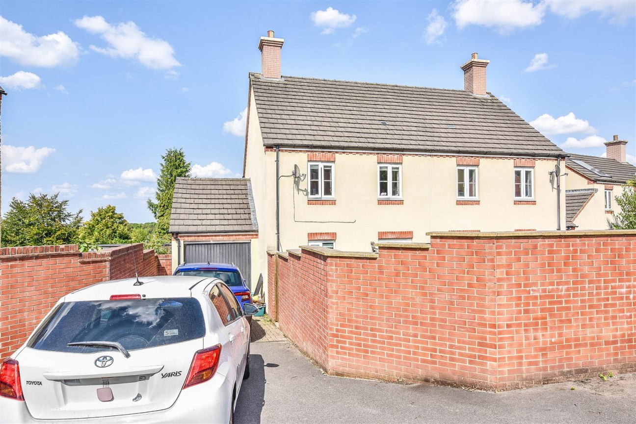 Harrolds Close, Dursley