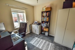 Harrolds Close, Dursley