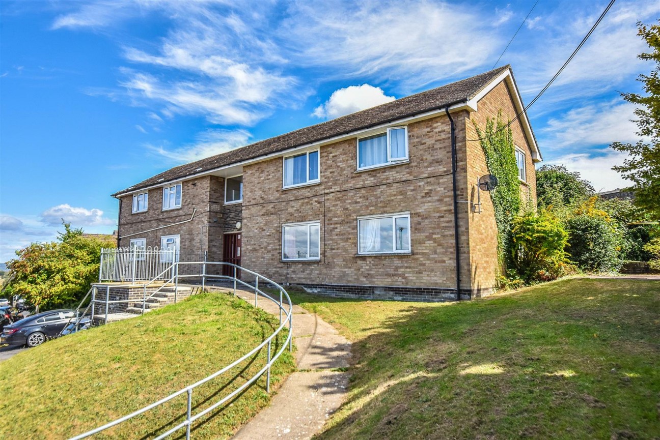 Springfields, Dursley