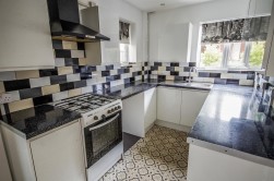 Second Avenue ,Dursley
