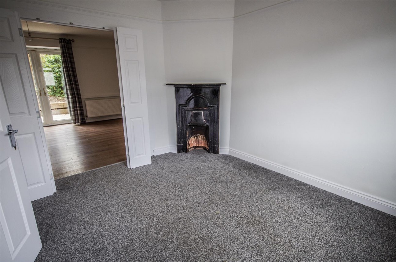 Second Avenue ,Dursley