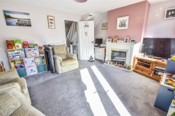May Evans Close, Cam, Dursley