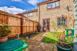 May Evans Close, Cam, Dursley