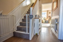May Evans Close, Cam, Dursley