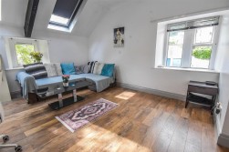 Cedar Drive, Dursley