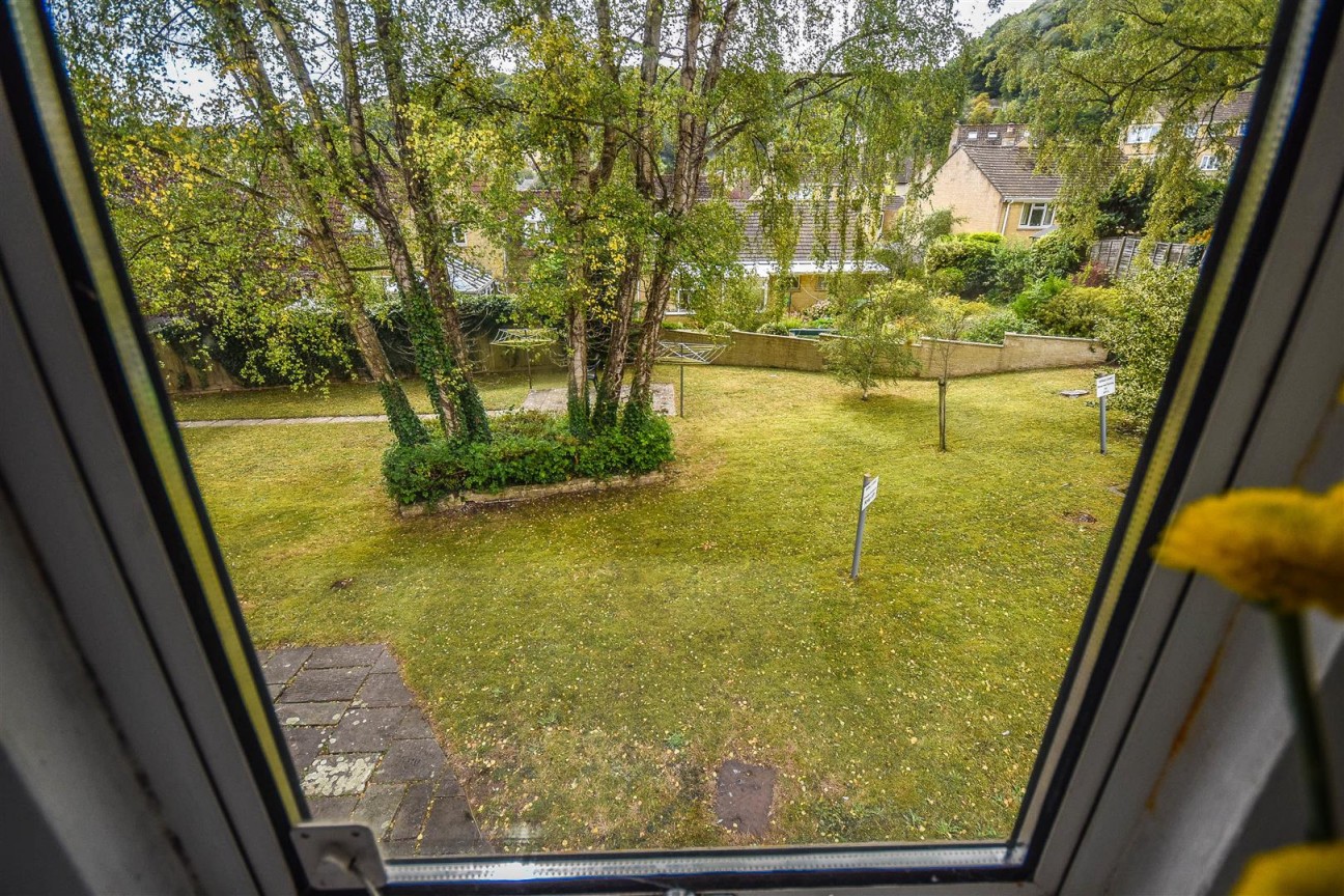 Cedar Drive, Dursley