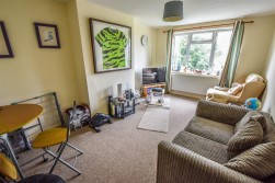 27a The CrescentCamDursleyGlos