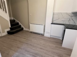 Flat 11, 35 Long Street, Dursley