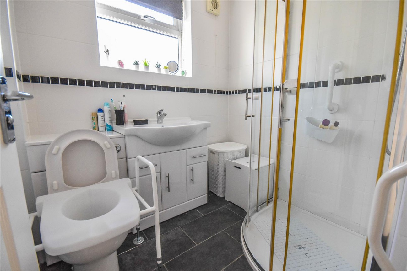 Ryder Close, Norman Hill, Dursley