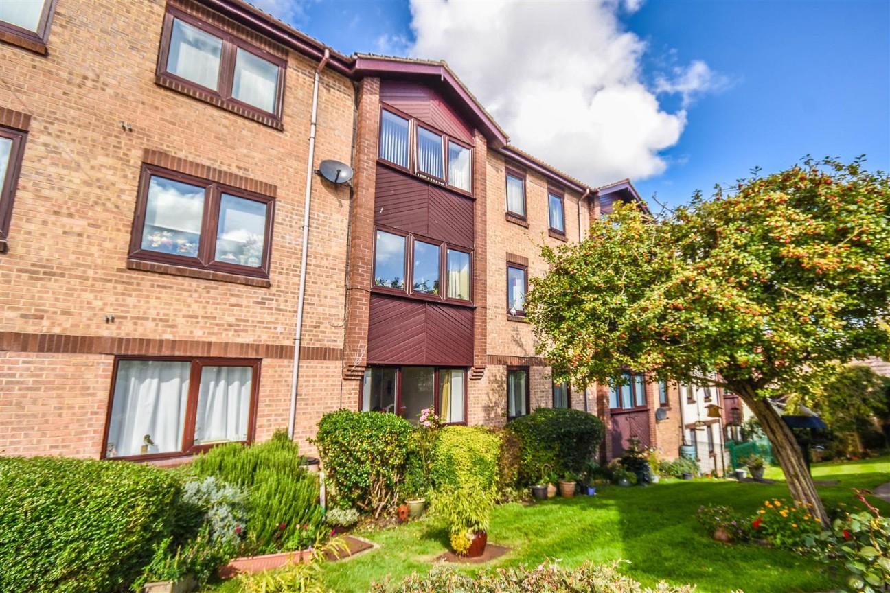 Henlow Drive, Dursley