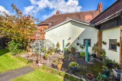 Henlow Drive, Dursley