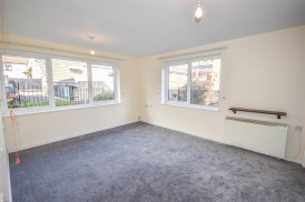 Henlow Drive, Dursley