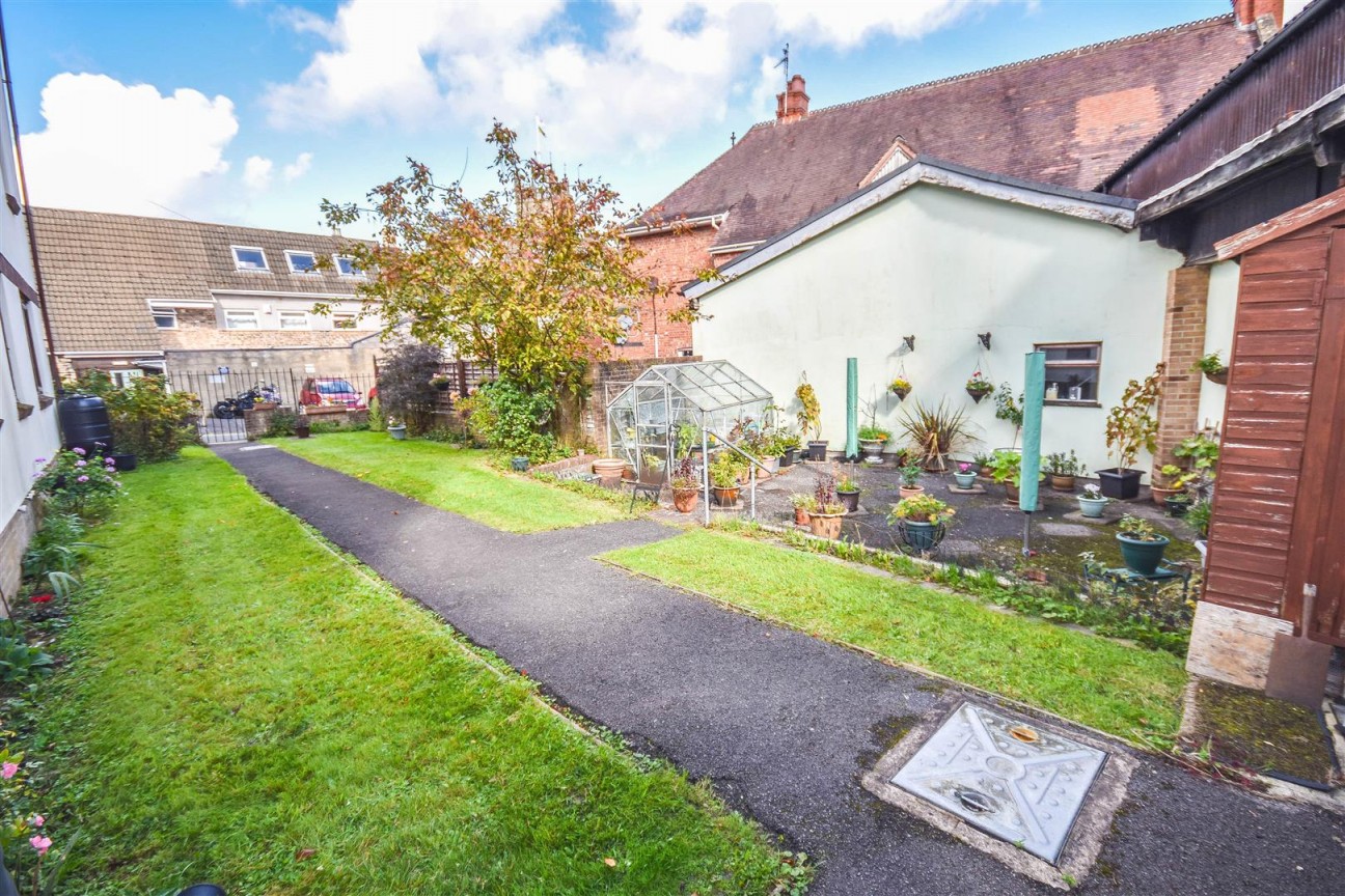 Henlow Drive, Dursley