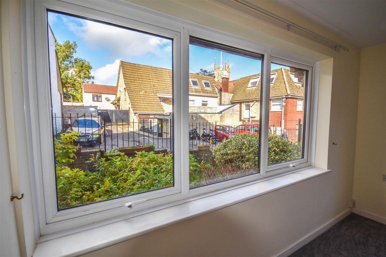 Henlow Drive, Dursley