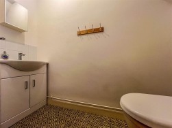 Champions Court, Dursley