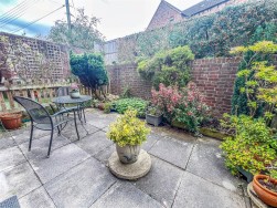 Champions Court, Dursley