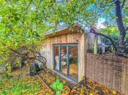 The Knapp, Dursley, Glos