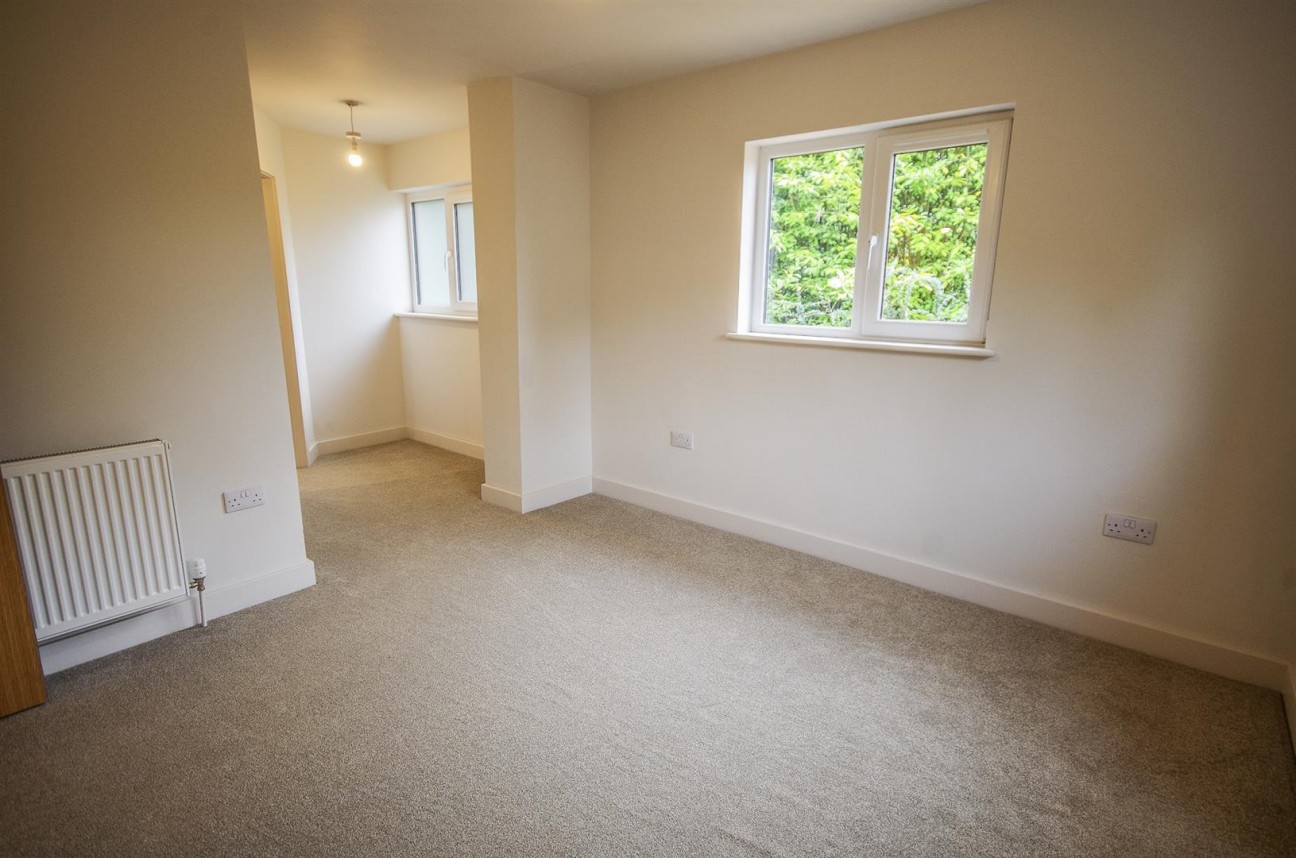 The Street, Stinchcombe