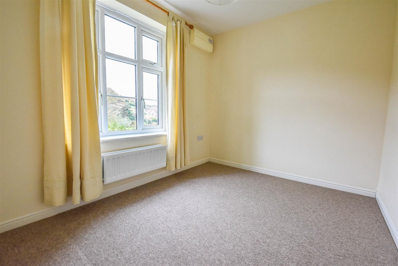 Harrolds Close, Dursley