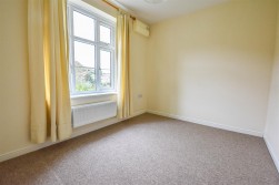 Harrolds Close, Dursley