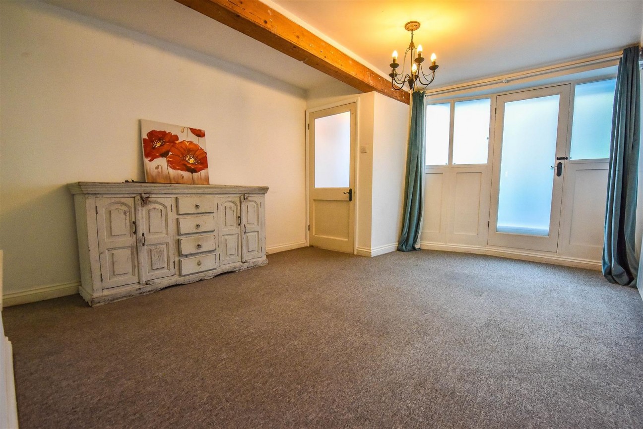 Long Street, Dursley