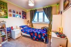 The Hawthorns, Cam, Dursley