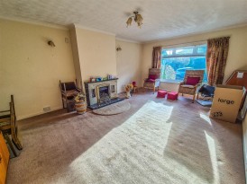 Cedar Drive, Dursley