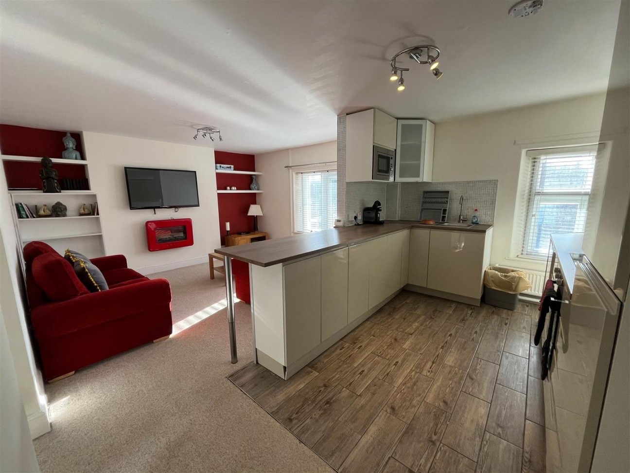 16b Market Place, Berkeley