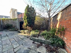 16a Market Place, Berkeley