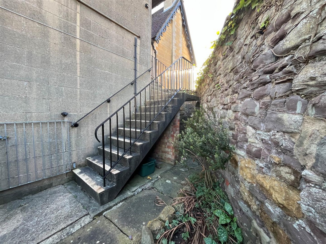 16a Market Place, Berkeley