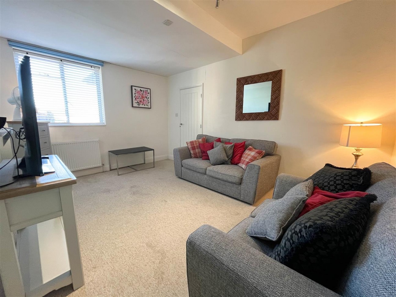 16a Market Place, Berkeley