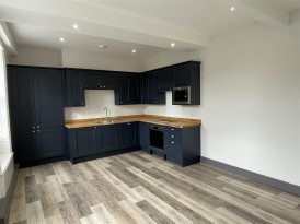 Long Street, Dursley